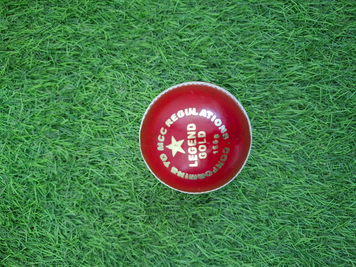 GM Legend Gold Cricket Ball