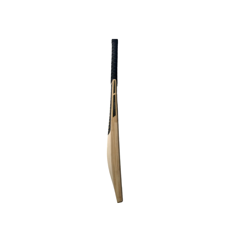 Newberry Navarone Cricket Bat — SH — RH