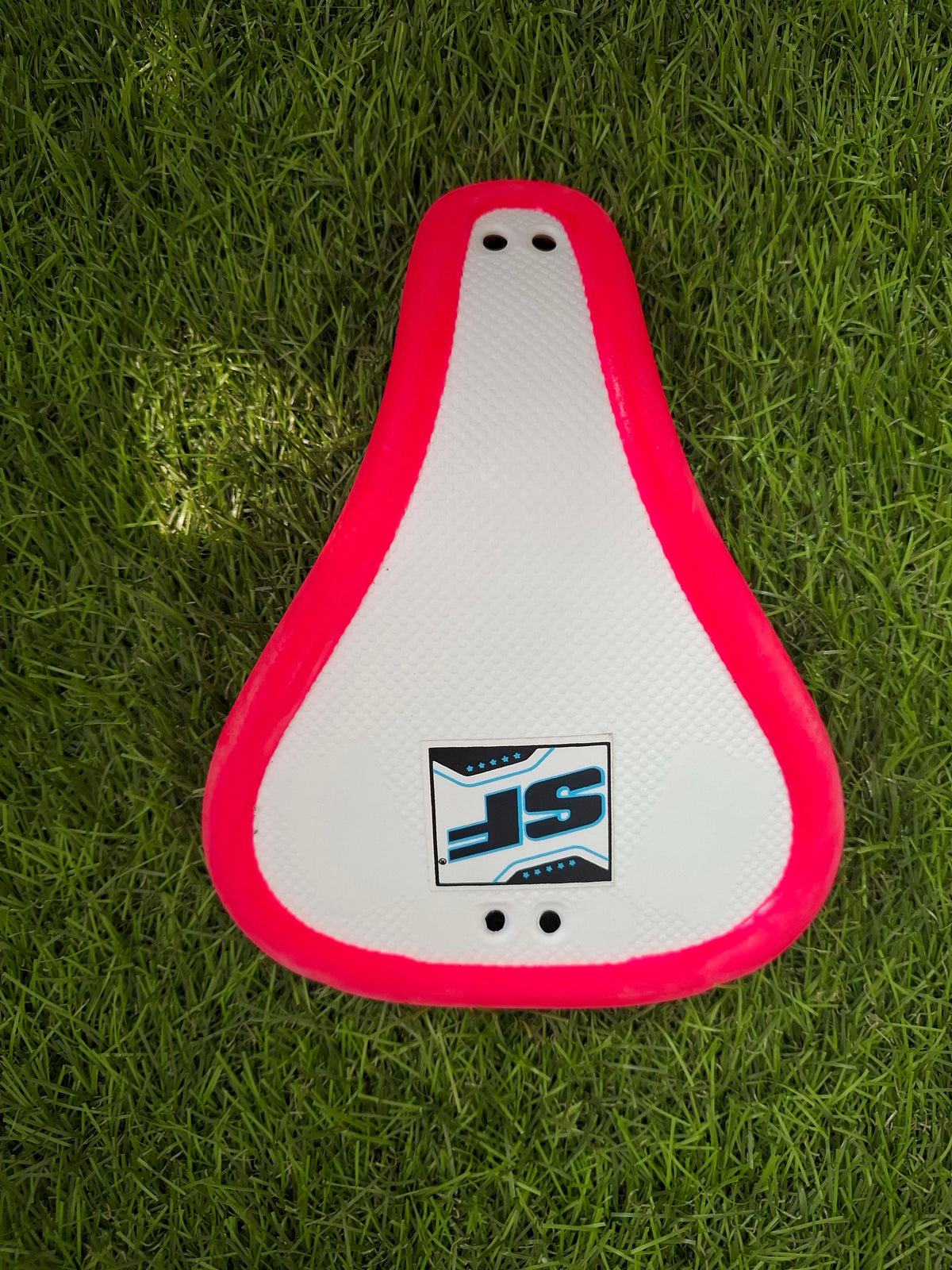 SF Ball Bucket — Female