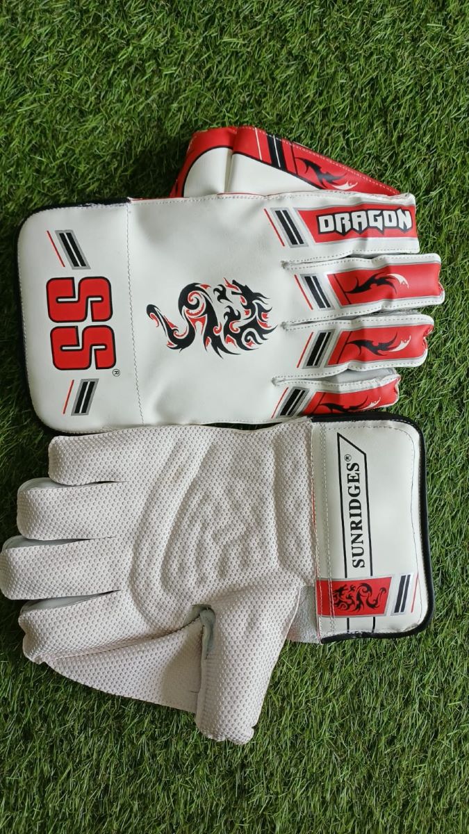 SS Dragon Wicket Keeping Gloves — youth